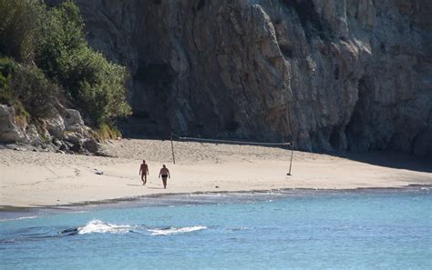 naked beaches in california|A Guide to The Nude Beaches in California!